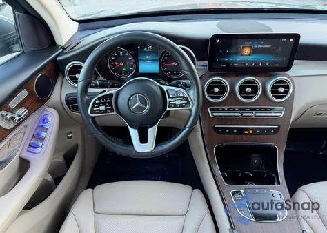 2020 Mercedes-Benz Glc z USA, uszkodzony, nr VIN W1NOG8EB3LF862322